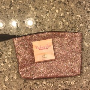 Radiant Glow highlighter - IBY Beauty & makeup bag
